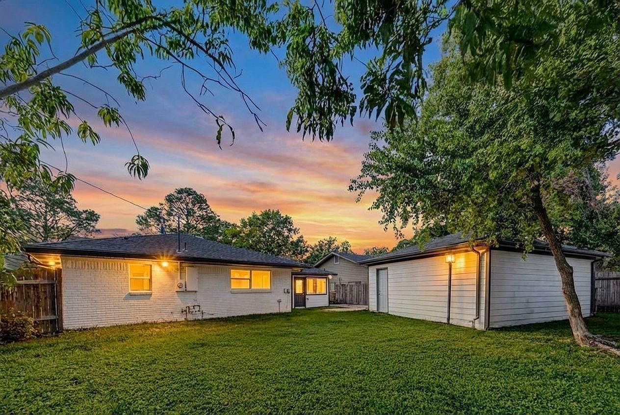 6106 Rutherglenn Dr Houston, TX 77096 - Thumbnail 3