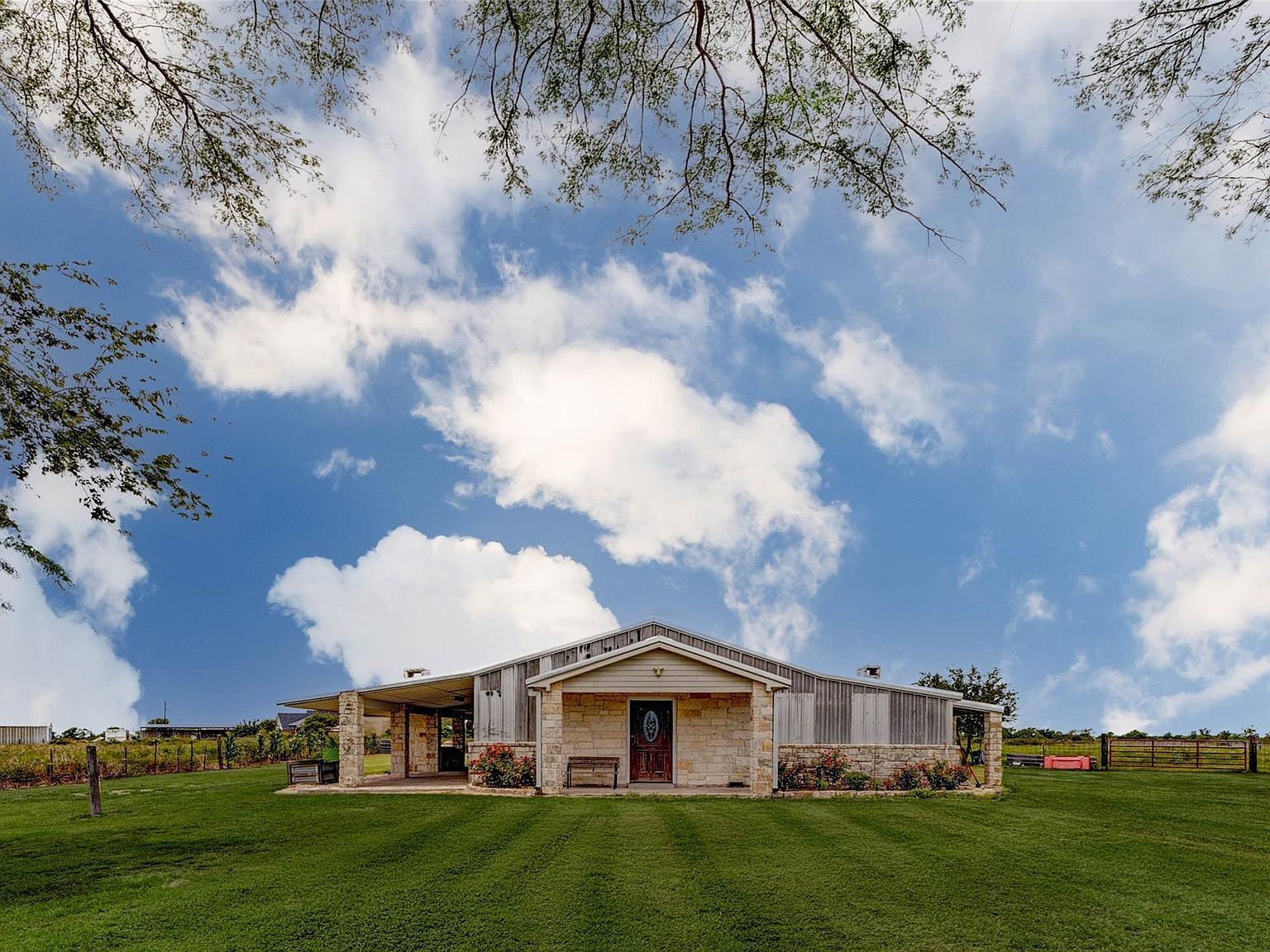 26527 Highway 90a Lissie, TX 77435 - Thumbnail 3
