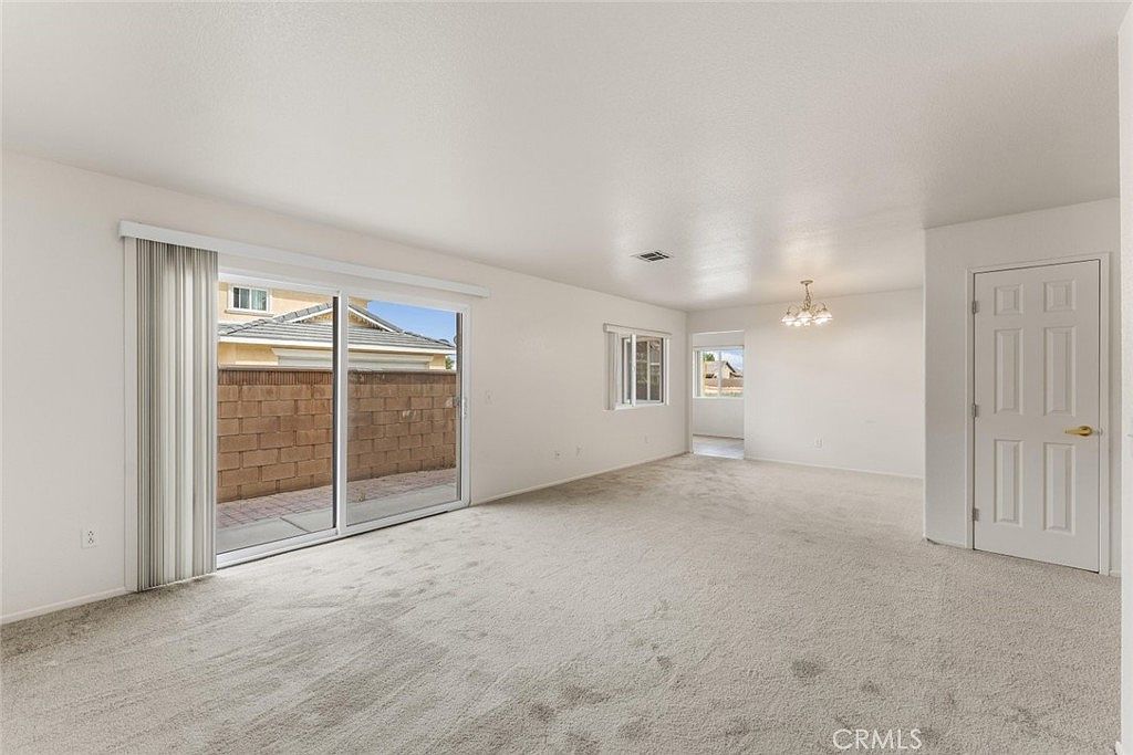 1953 Marie Ave Rosamond, CA 93560 - Thumbnail 3