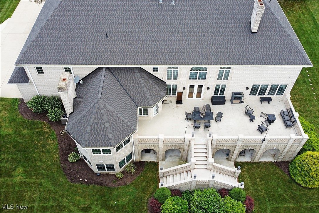 1960 Autumn Run Wooster, OH 44691 - Thumbnail 3