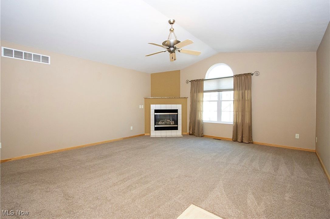 2457 Barrington Way UNIT 327 Wooster, OH 44691 - Thumbnail 3