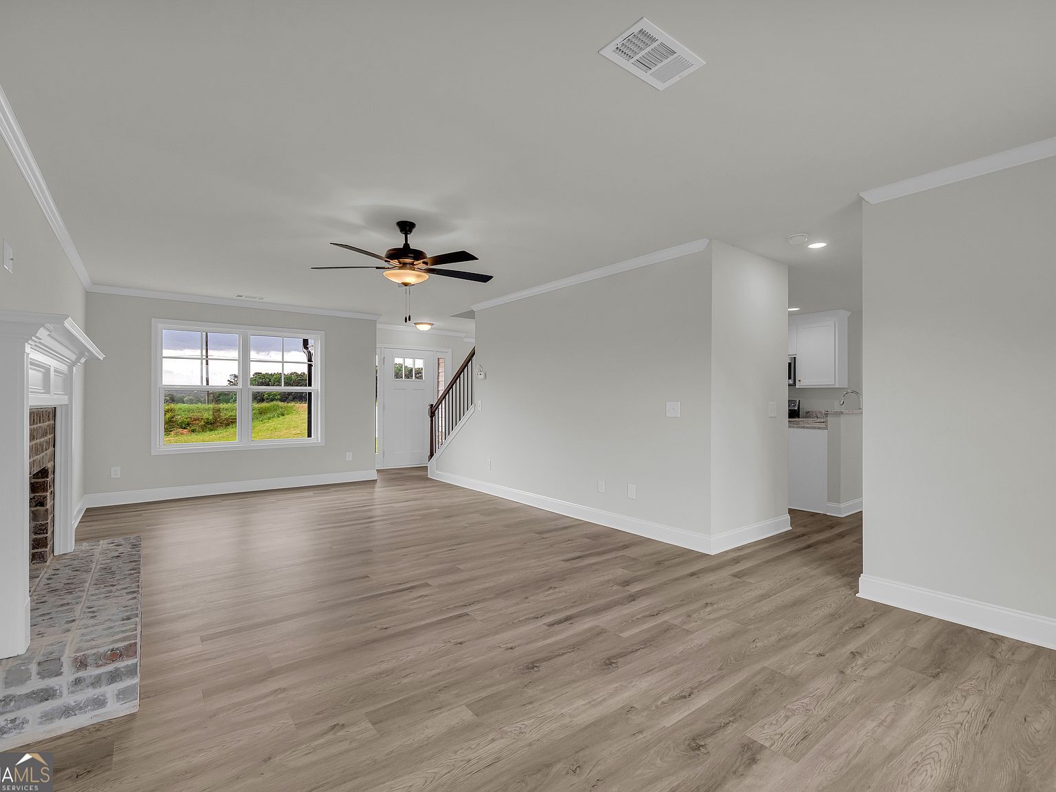 1331 S Fairview Rd Lavonia, GA 30553 - Thumbnail 3