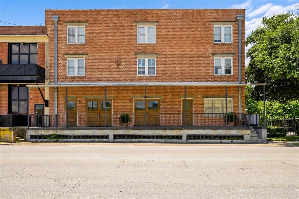 1011 Wood Street #301, Houston, TX, USA, 77002 - Thumbnail 3