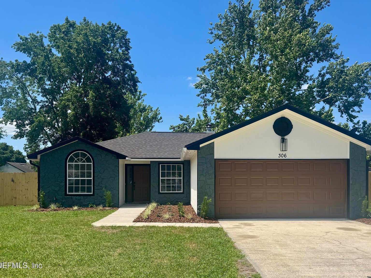 306 Fawnridge Ln Orange Park, FL 32073 - Thumbnail 3