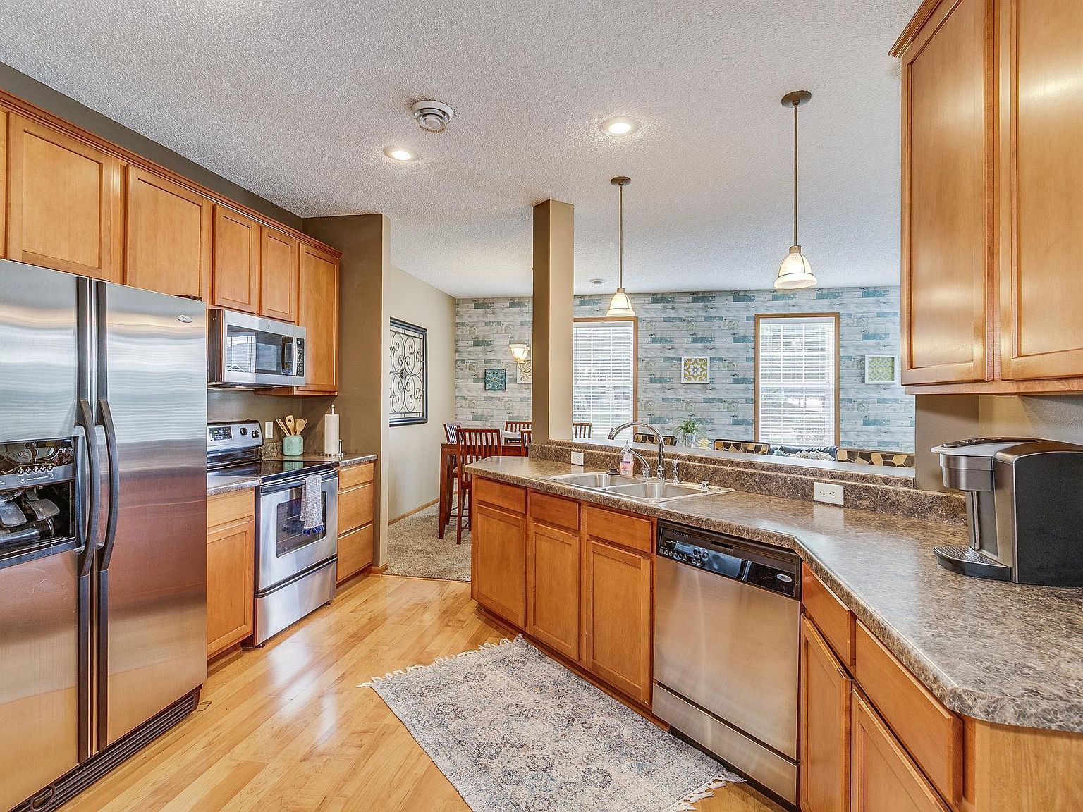 10808 Hawthorn Trl UNIT A Woodbury, MN 55129 - Thumbnail 3