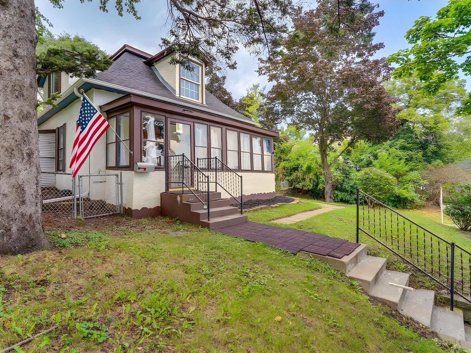 767 Robert St S Saint Paul, MN 55107 - Thumbnail 3