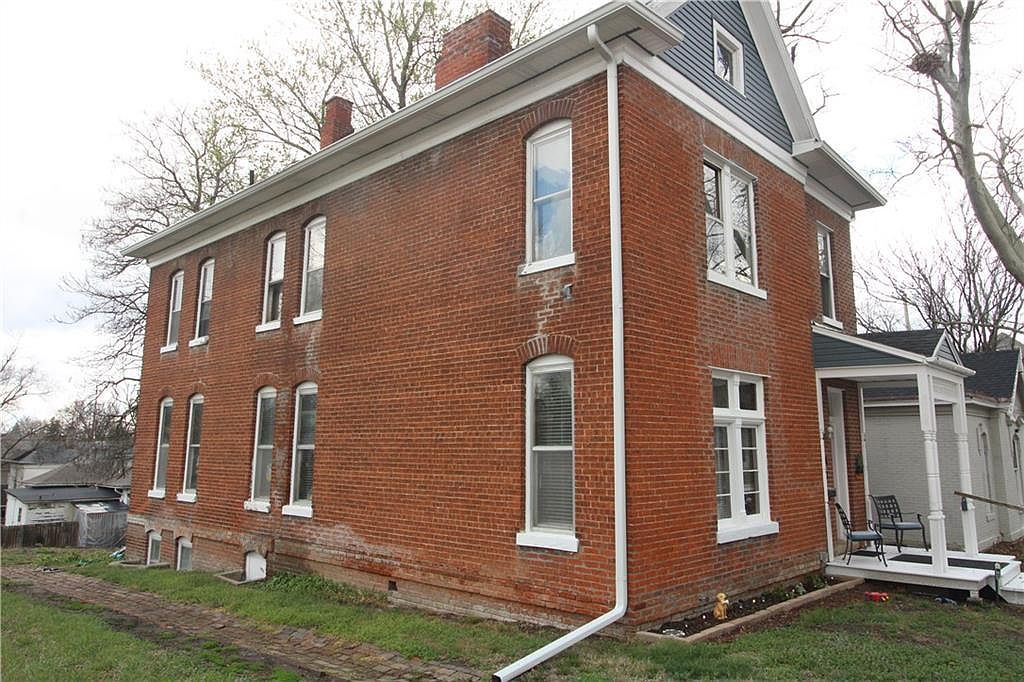 220 N 17th St Saint Joseph, MO 64501 - Thumbnail 3