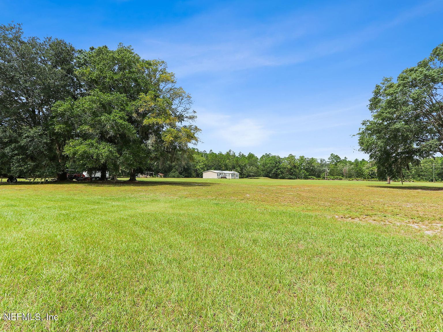 2054 Louie Carter Rd Jacksonville, FL 32234 - Thumbnail 3