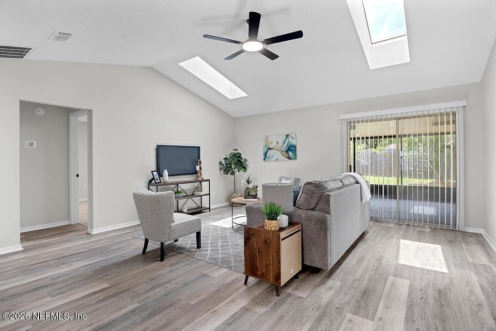 6109 W 1st Mnr Palatka, FL 32177 - Thumbnail 3