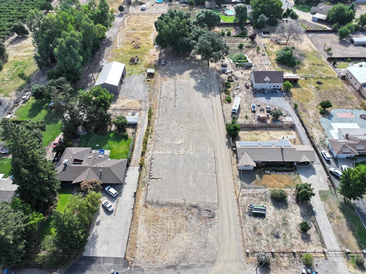 4423 Dresser Rd Yuba City, CA 95993 - Thumbnail 3