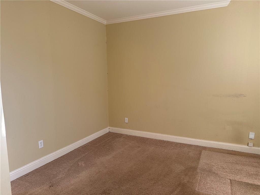 4025 Eyrie Farms Ln Cumming, GA 30041 - Thumbnail 3