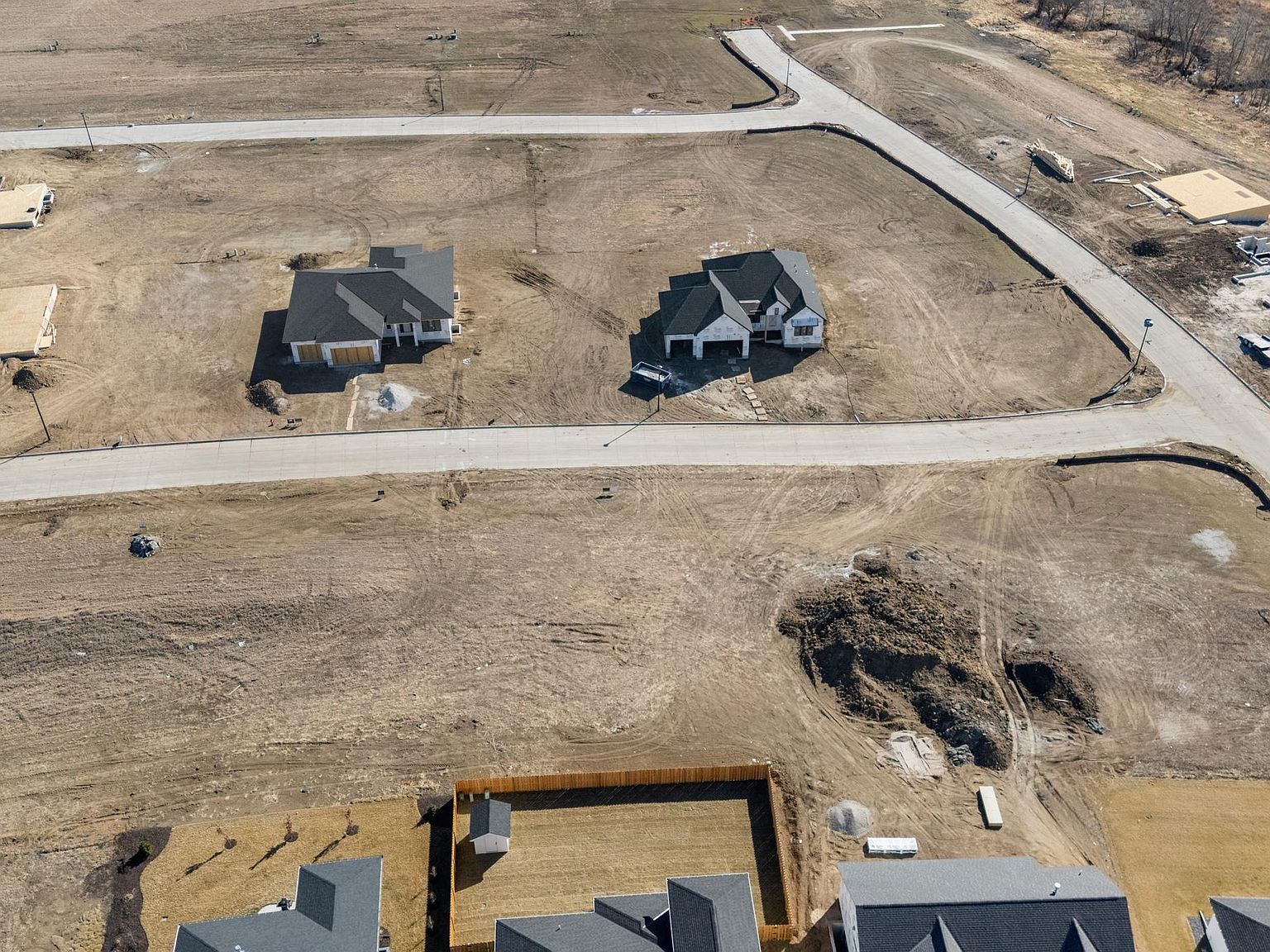 2301 Battle Creek Rd Lincoln, NE 68520 - Thumbnail 3