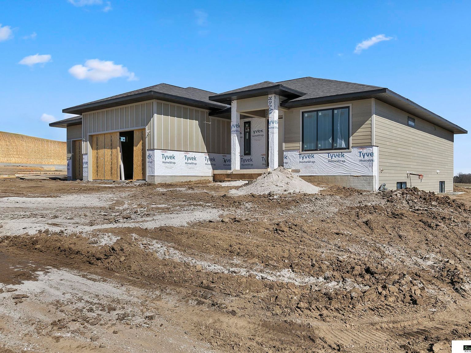 2222 Battle Creek Rd Lincoln, NE 68520 - Thumbnail 3