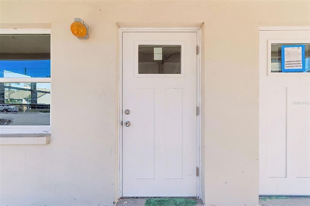 4565 Duhme Rd APT 101 Saint Petersburg, FL 33708 - Thumbnail 3