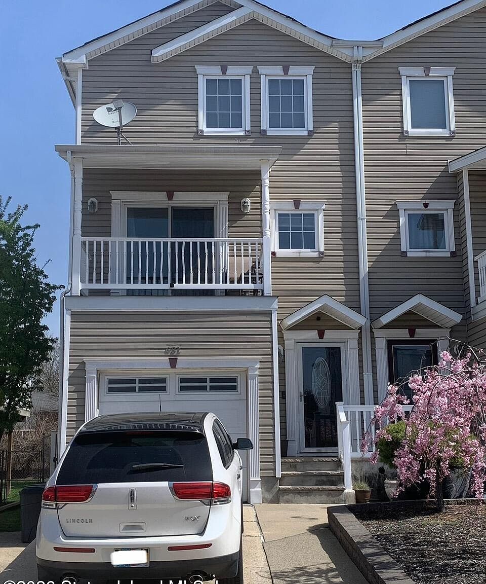 631 Travis Ave Staten Island, NY 10314 - Thumbnail 3