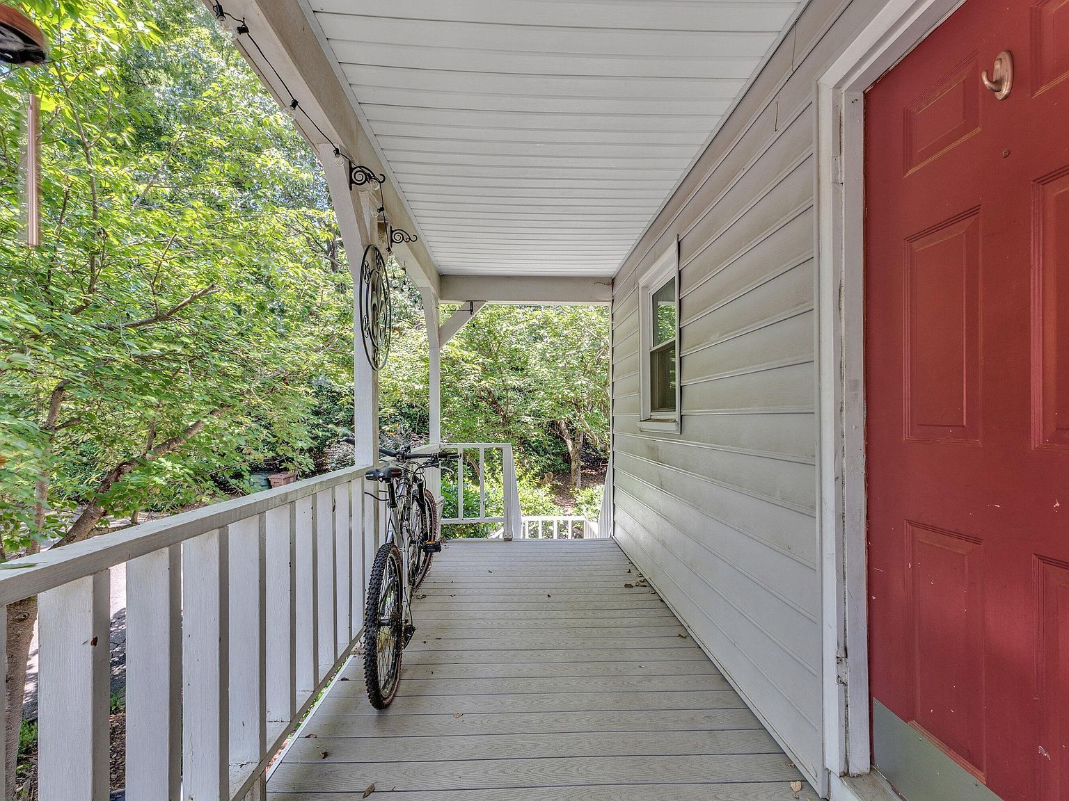 114 Drummond Pl Cary, NC 27511 - Thumbnail 3