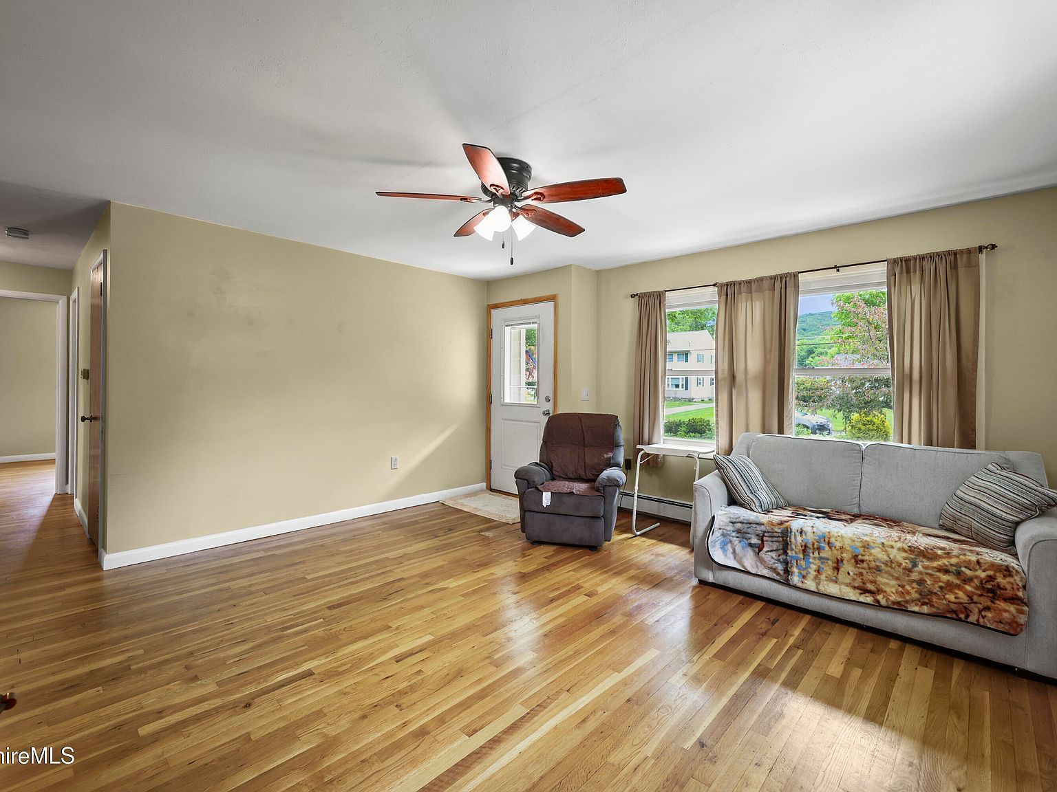 171 Harryel St Pittsfield, MA 01201 - Thumbnail 3