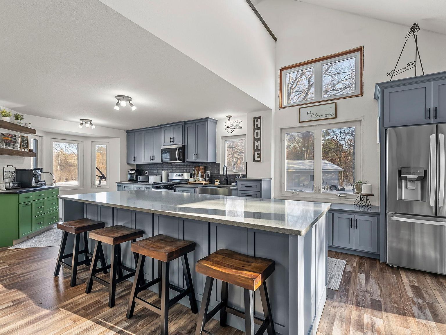 952 154th Ln NW Andover, MN 55304 - Thumbnail 3