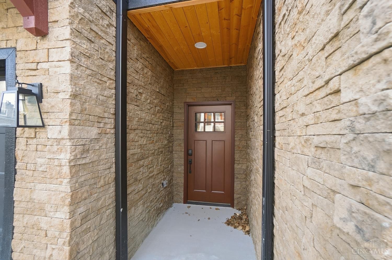 967 Windsor St Cincinnati, OH 45206 - Thumbnail 3