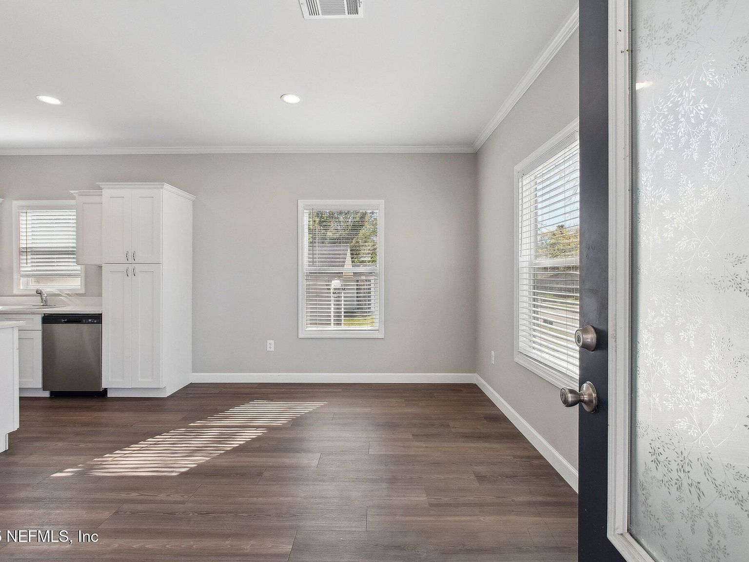 2939 Fitzgerald St Jacksonville, FL 32254 - Thumbnail 3