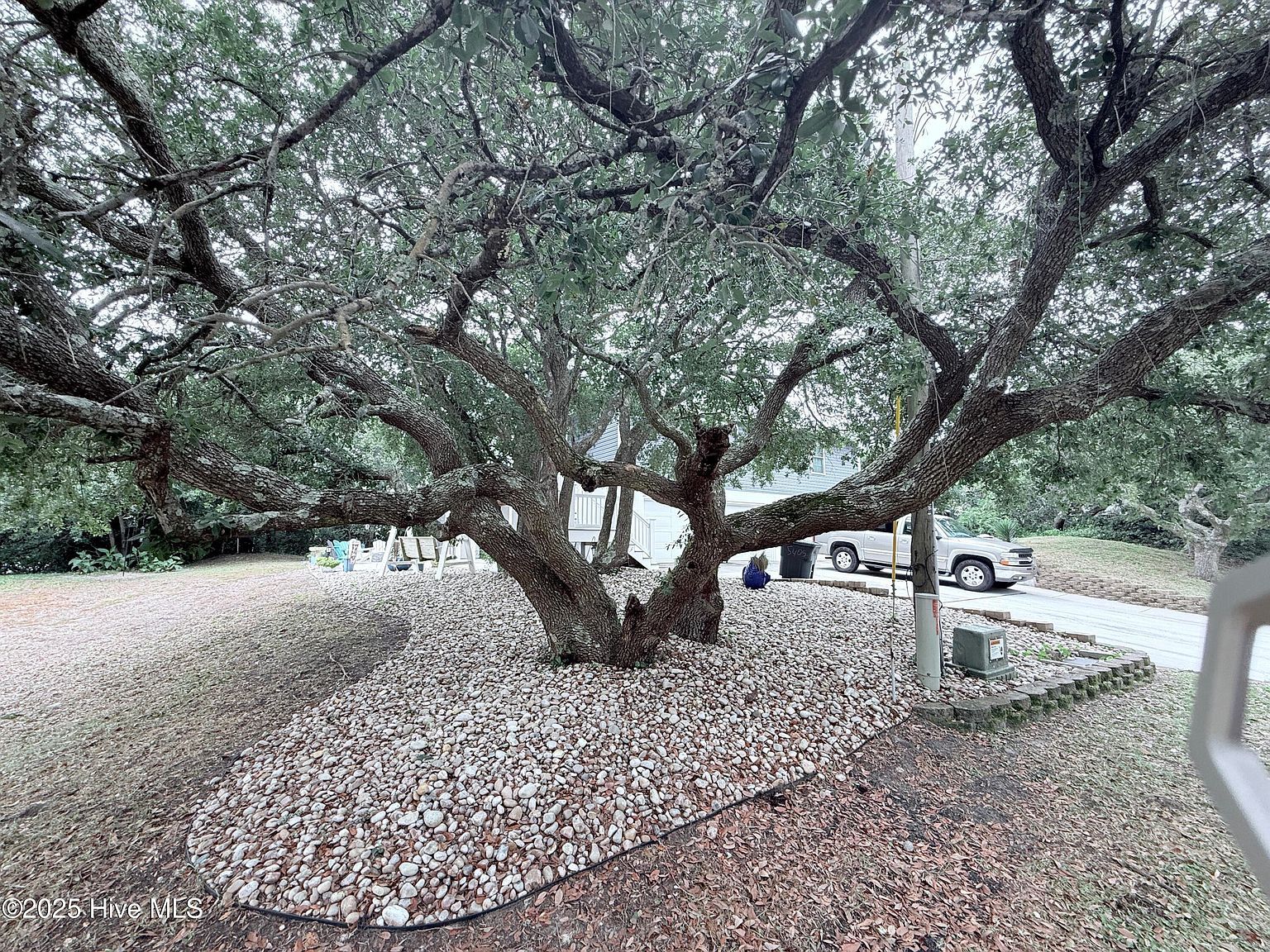 5405 Cedar Tree Ln Emerald Isle, NC 28594 - Thumbnail 3