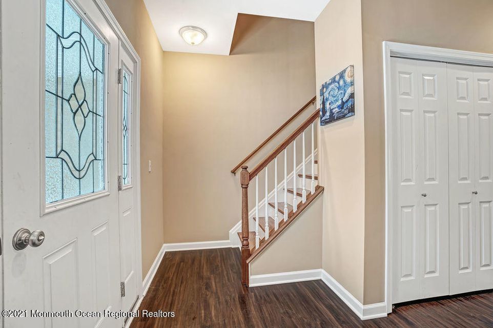 438 Freehold Road, Jackson Township, NJ, USA, 8527 - Thumbnail 3