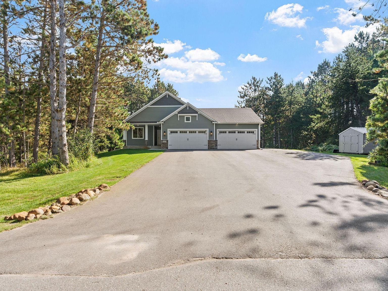 21873 Drake St NW Oak Grove, MN 55011 - Thumbnail 3