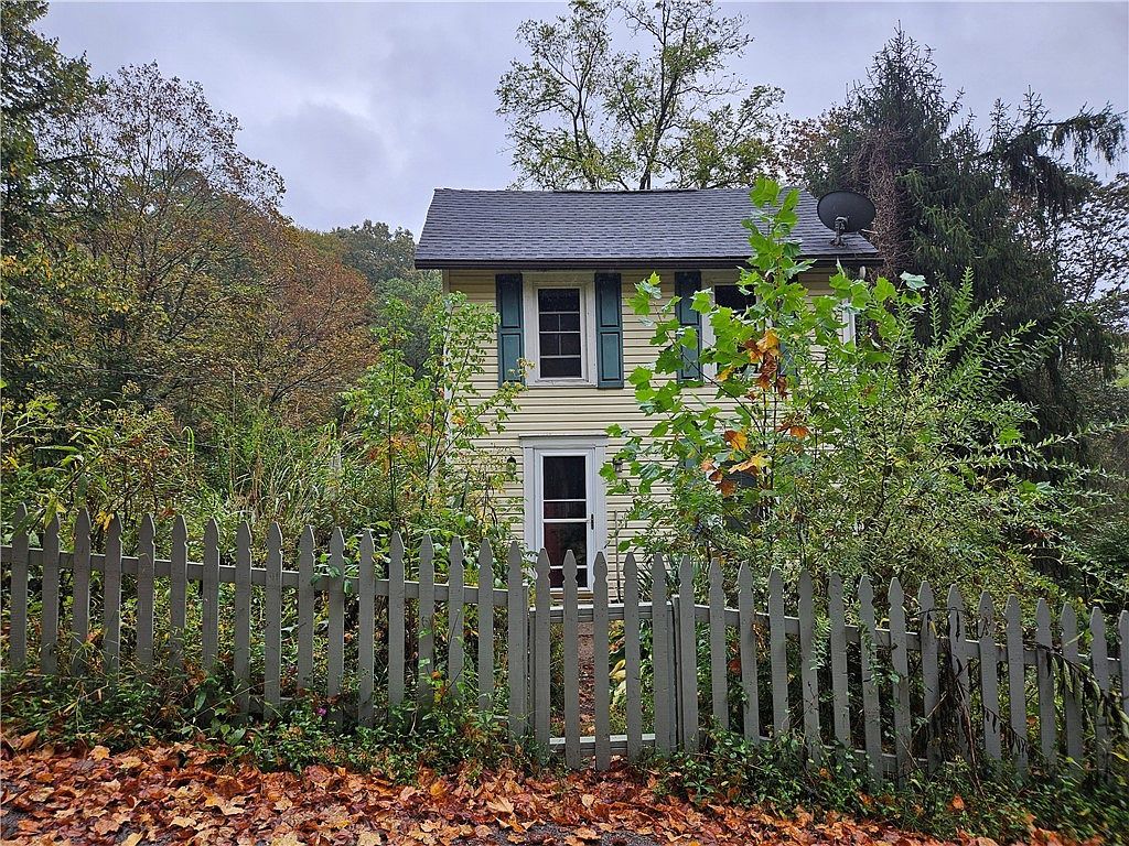 3132 Baker School Rd North Huntingdon, PA 15642 - Thumbnail 3