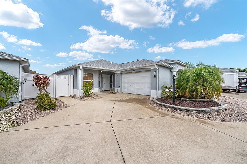 1928 Peachtree Ave The Villages, FL 32162 - Thumbnail 3