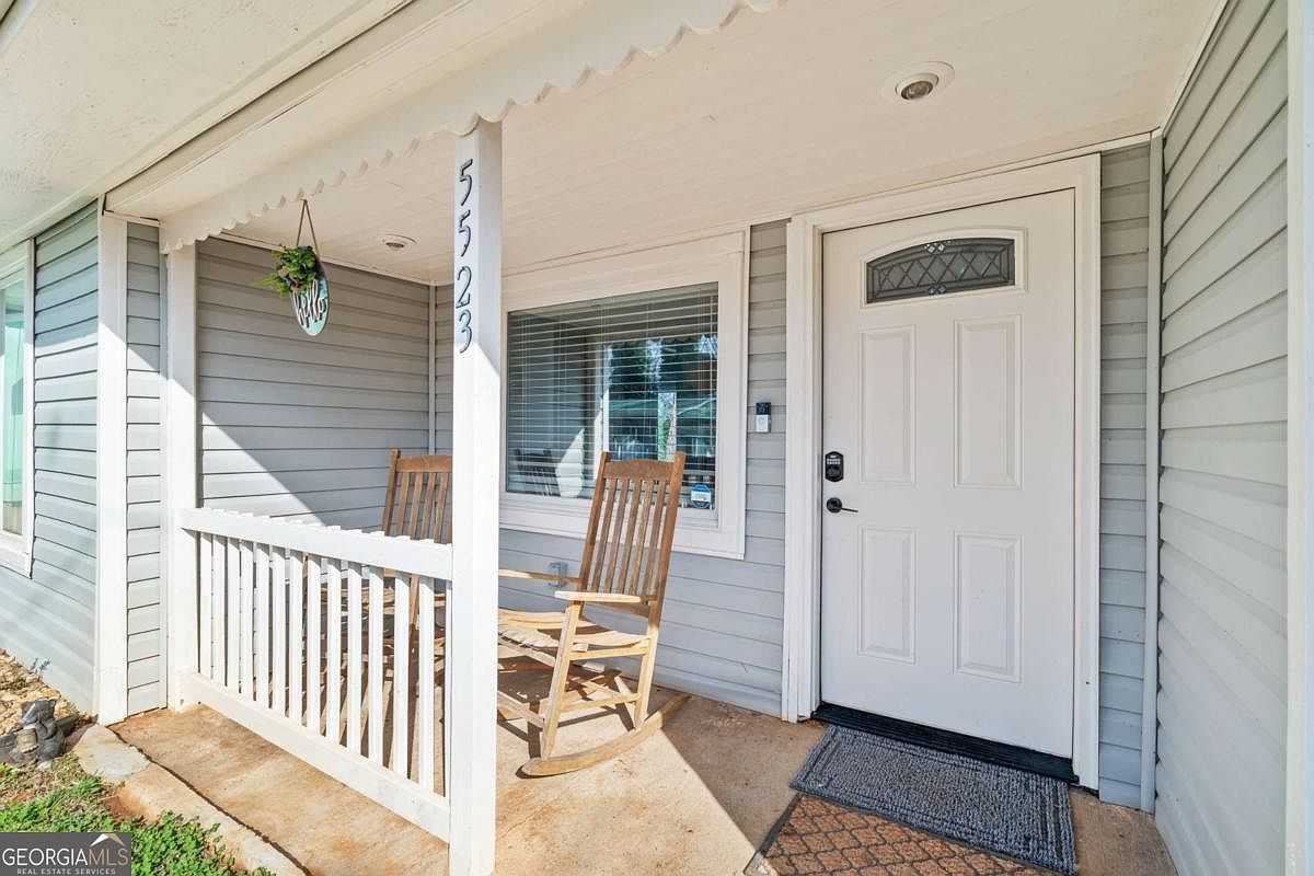 5523 Mount Shores Cir Gainesville, GA 30506 - Thumbnail 3