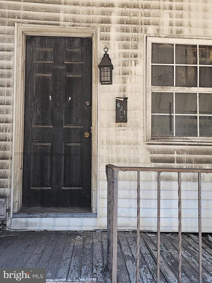 621 E Centre St Mahanoy City, PA 17948 - Thumbnail 3
