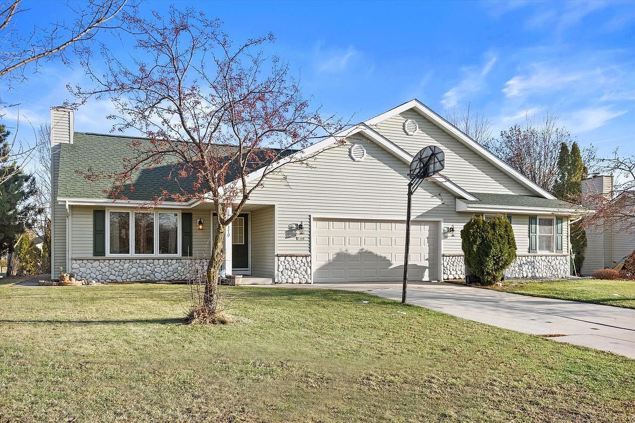 7170 S Countryside Dr Franklin, WI 53132 - Thumbnail 3