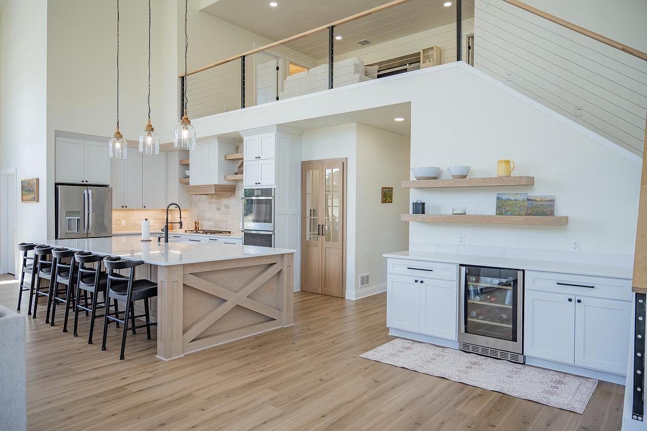 W5613 37th St New Lisbon, WI 53950 - Thumbnail 3