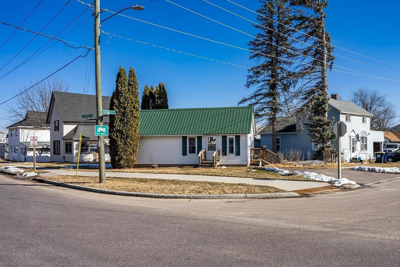 702 Academy St Elroy, WI 53929 - Thumbnail 3