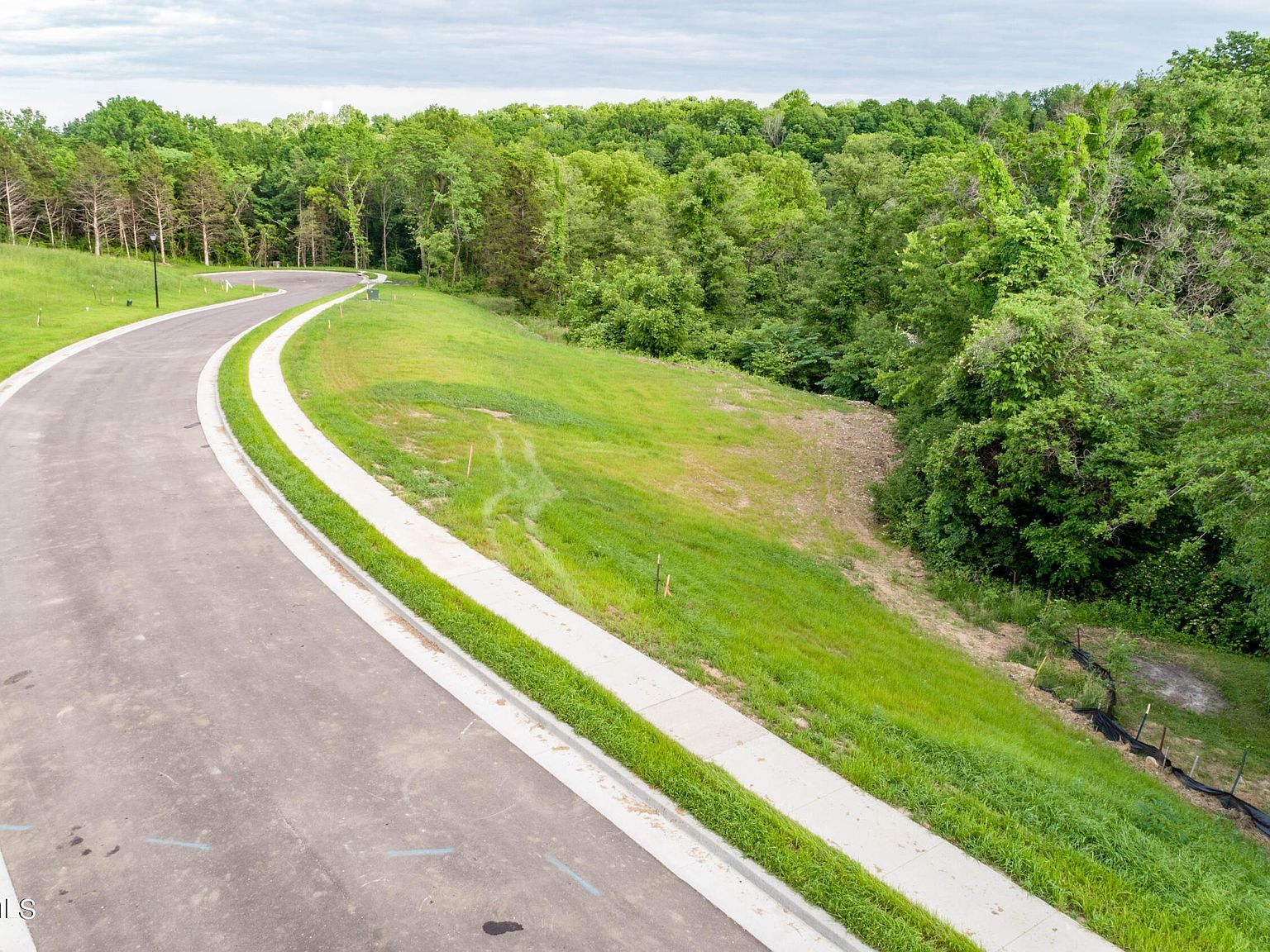 LOT 9 River Bluff Ct Jefferson City, MO 65109 - Thumbnail 3