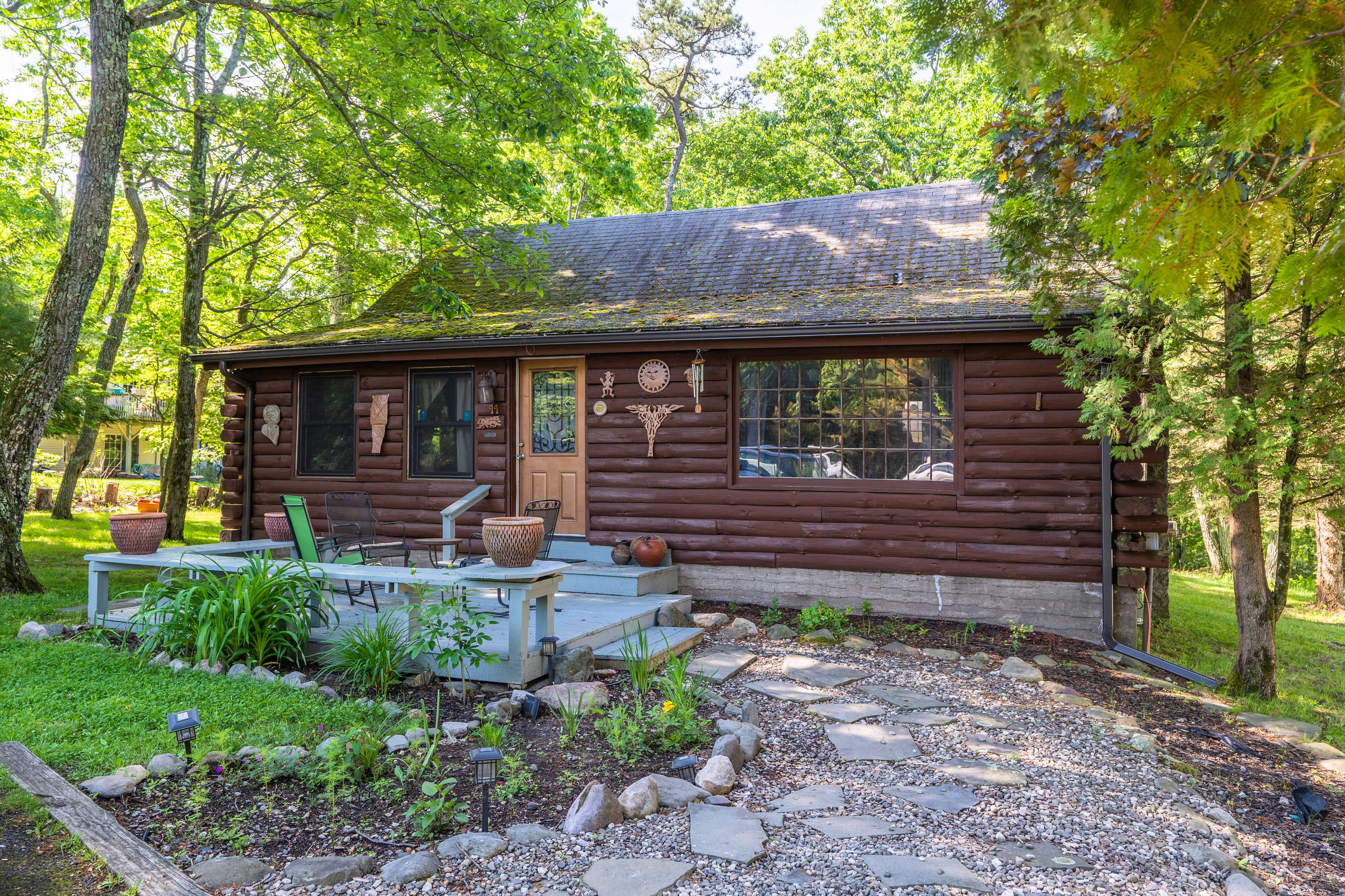 11 Picadilly Ct, Rock Hill, NY, USA, 12775 - Thumbnail 3