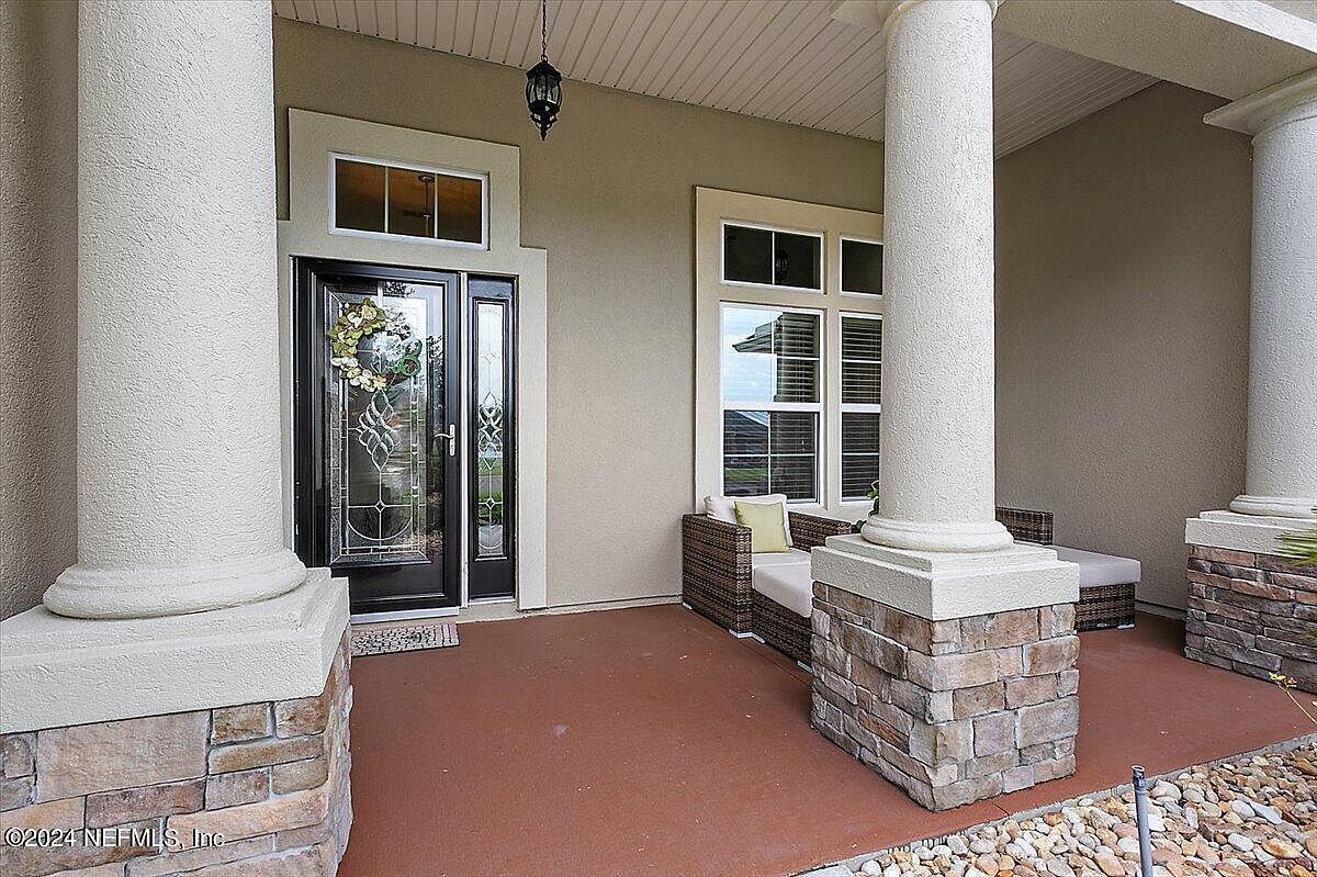 4575 Sherman Hills Pkwy Jacksonville, FL 32210 - Thumbnail 3