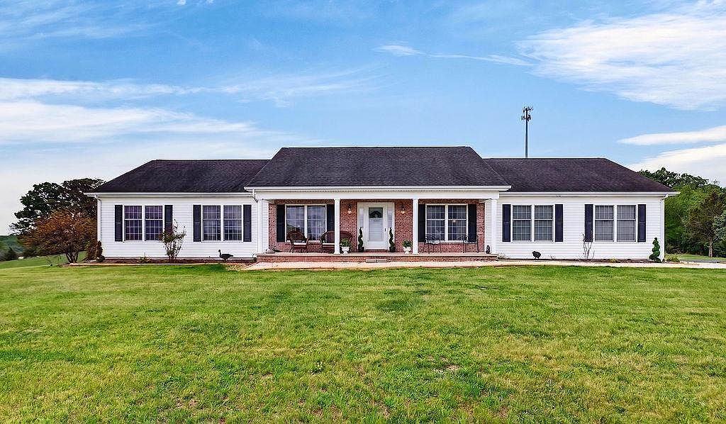 112 Guernsey Ln Staunton, VA 24401 - Thumbnail 3