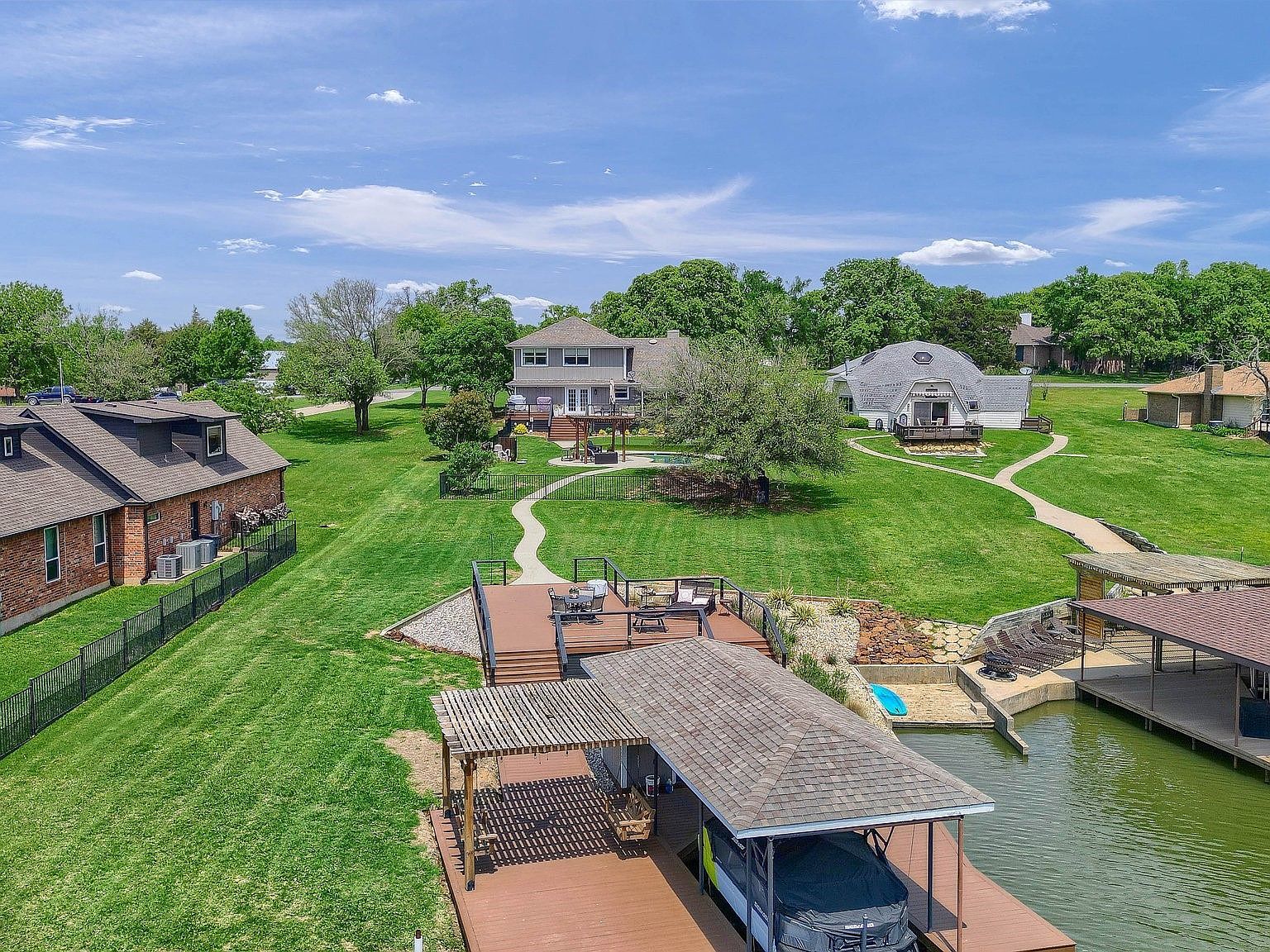 116 Seminole Dr Lake Kiowa, TX 76240 - Thumbnail 3