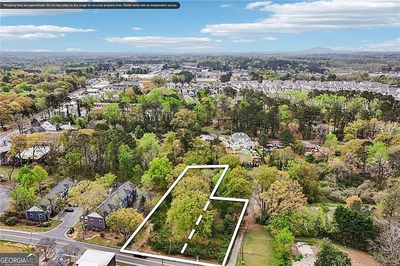 105 Dupree Rd Woodstock, GA 30188 - Thumbnail 3