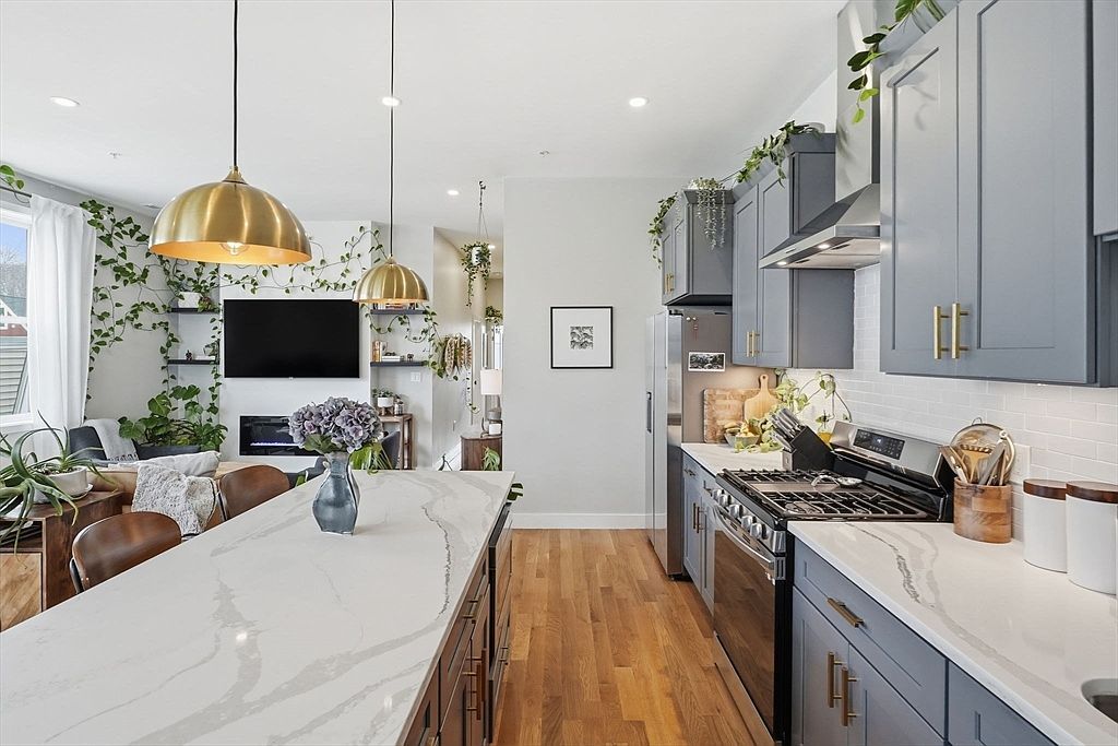 181 Cowper St #302 East Boston, MA 02128 - Thumbnail 3