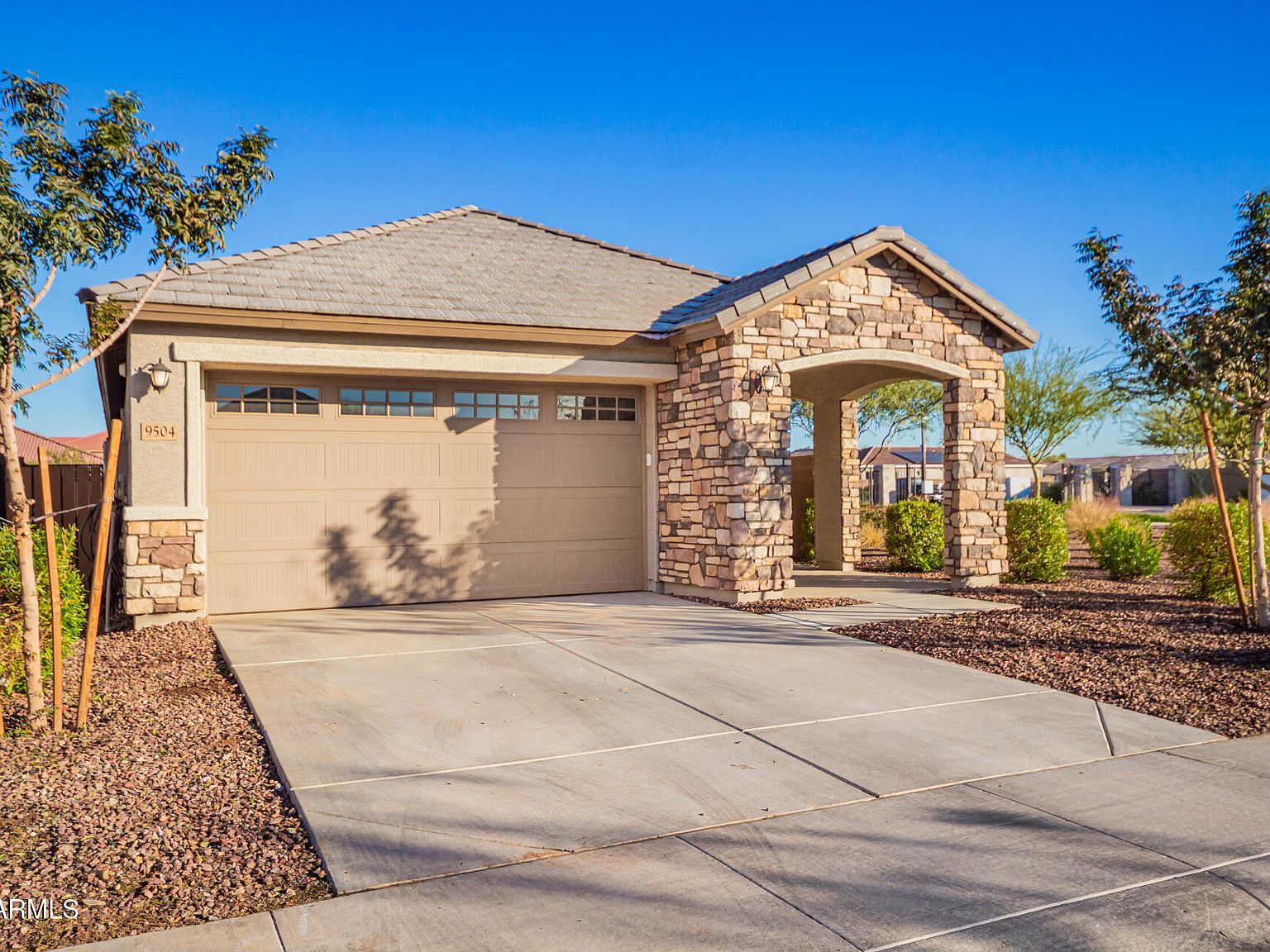 9504 W Sells Dr Phoenix, AZ 85037 - Thumbnail 3