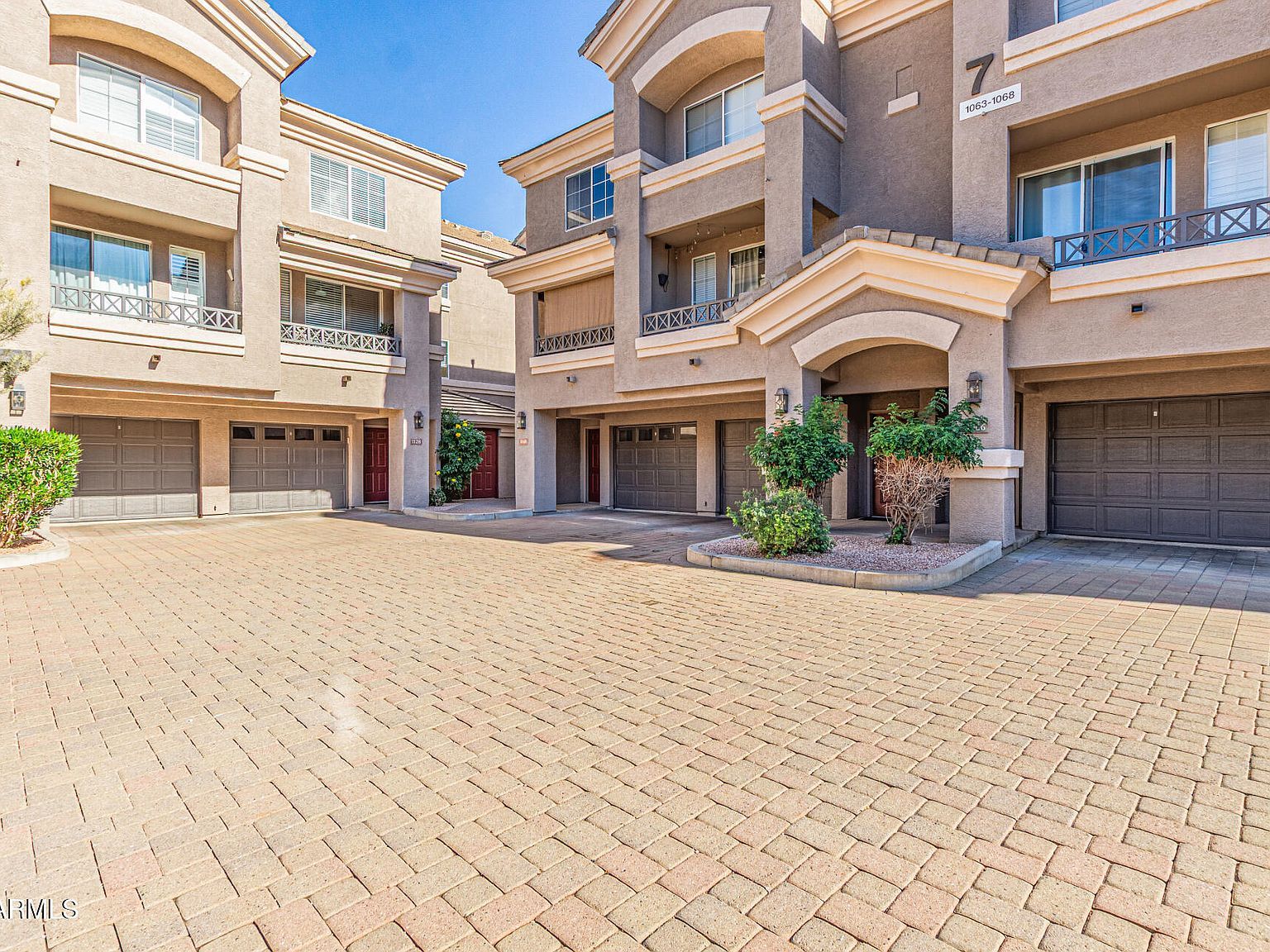 4455 E Paradise Village Pkwy S APT 1068 Phoenix, AZ 85032 - Thumbnail 3