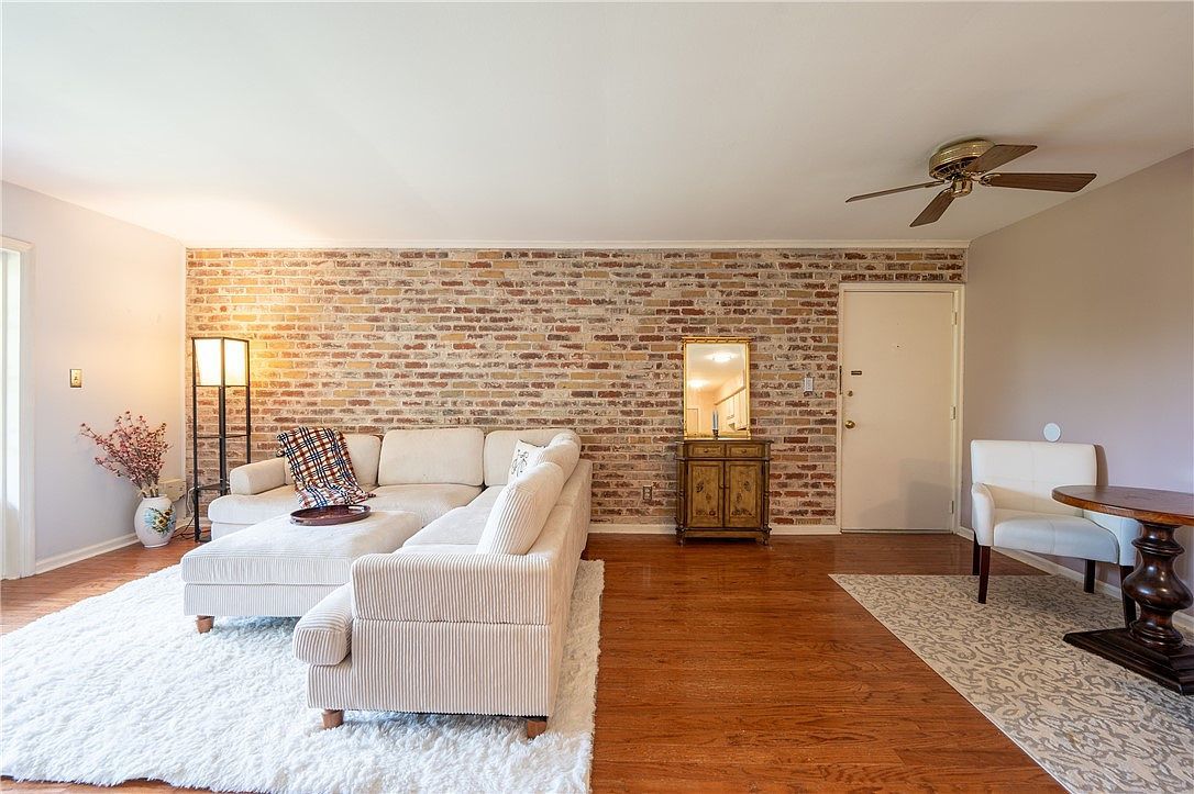 1230 Chatham Park Dr APT C Pittsburgh, PA 15216 - Thumbnail 3