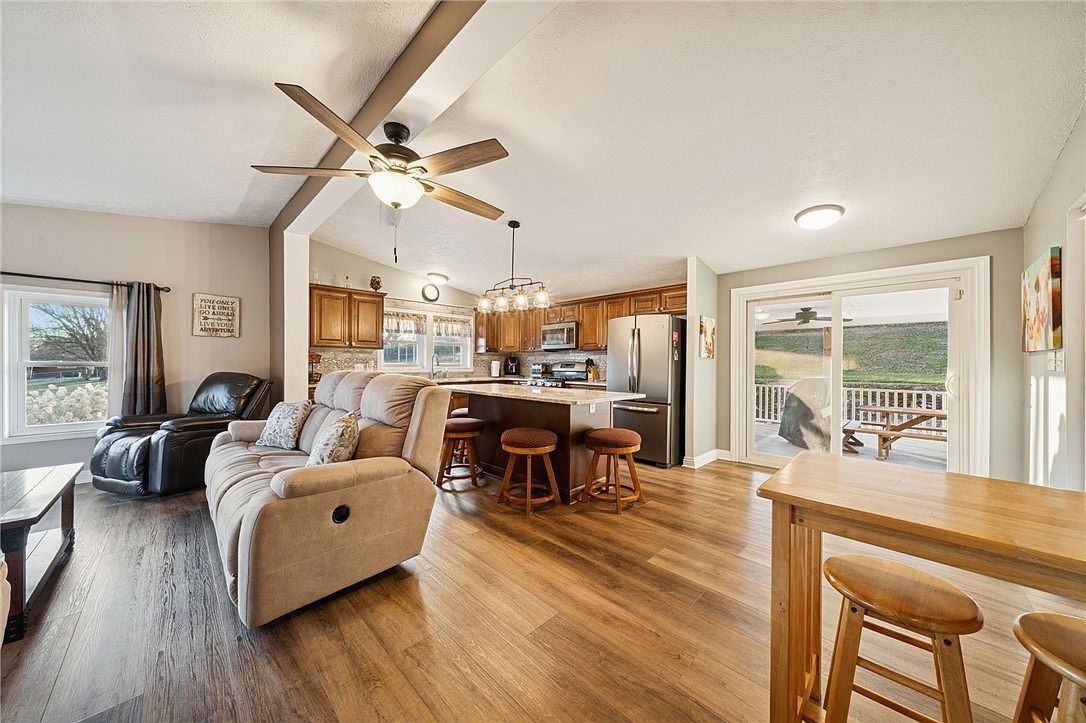 1400 Orsen St North Versailles, PA 15137 - Thumbnail 3