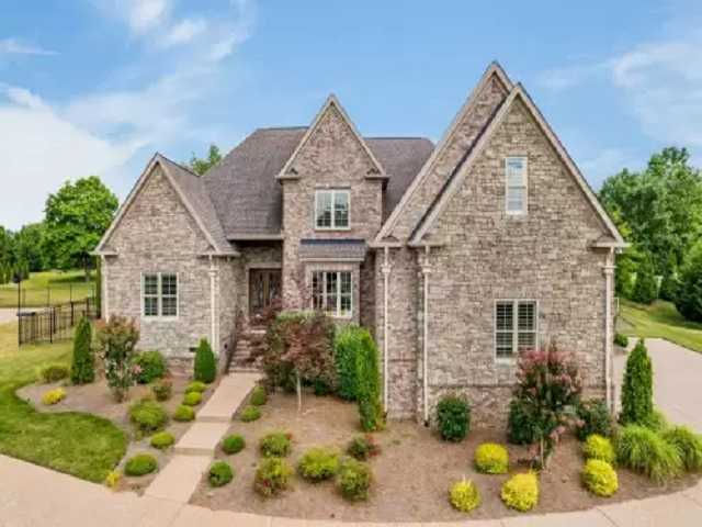 1496 Stephanie Ct, Brentwood, TN 37027, USA - Thumbnail 3
