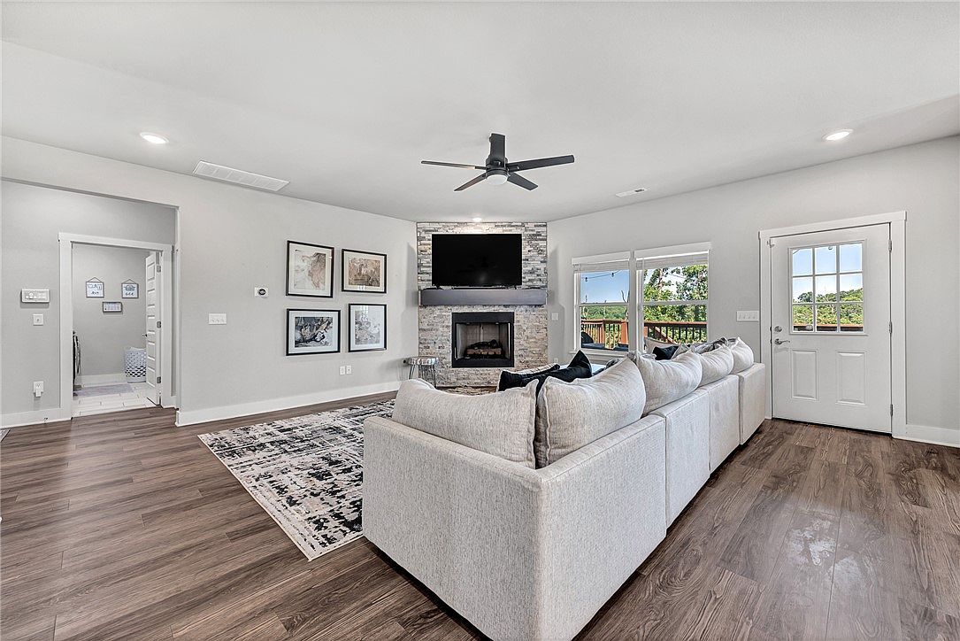 28 Copinsay Dr Bella Vista, AR 72715 - Thumbnail 3