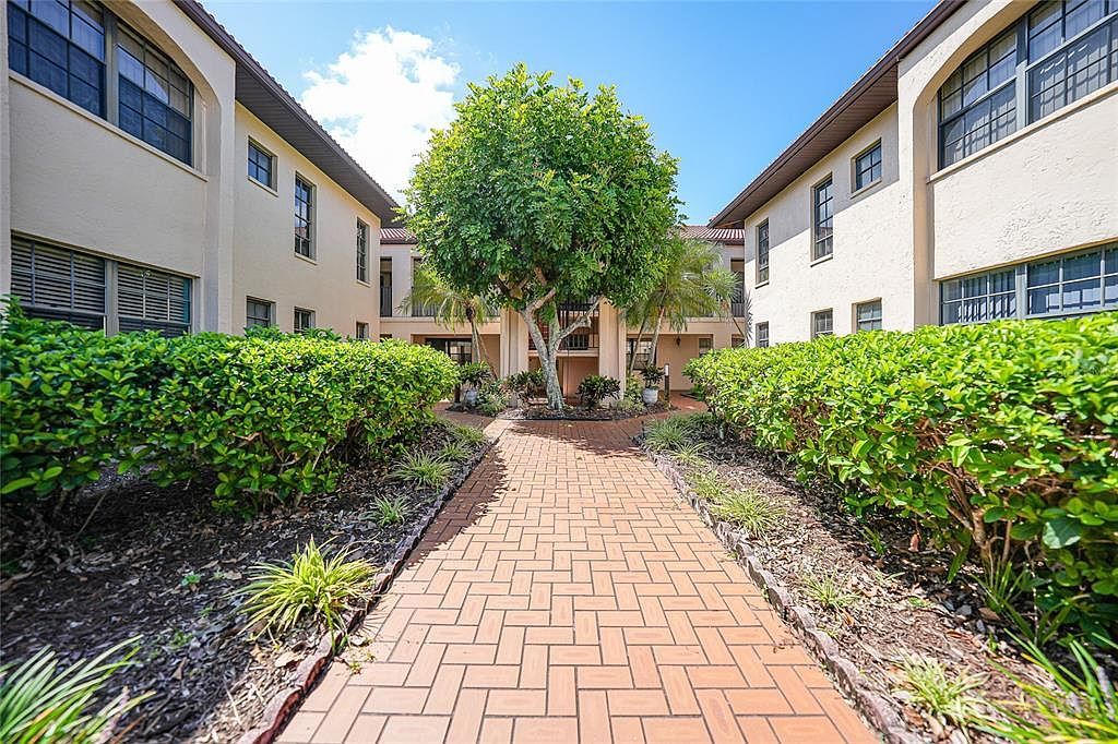 23465 Harborview Rd APT 1021 Punta Gorda, FL 33980 - Thumbnail 3