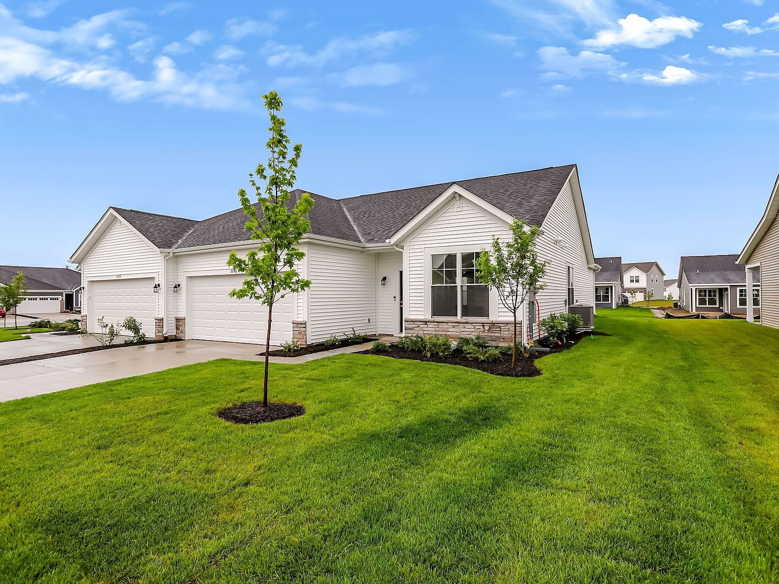 2046 Frost Line Ln Greenfield, IN 46140 - Thumbnail 3