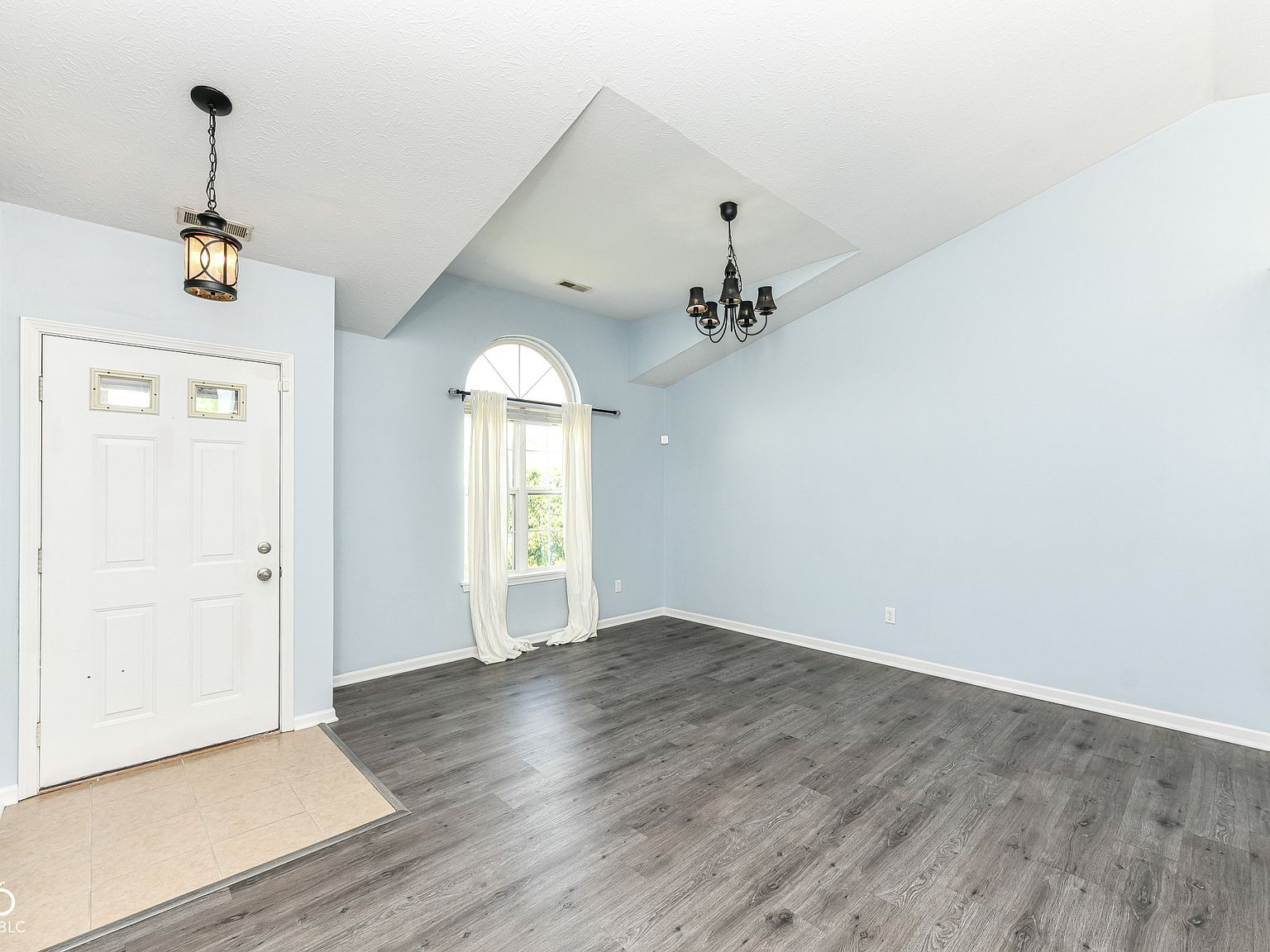 6125 Woodmill Dr Fishers, IN 46038 - Thumbnail 3